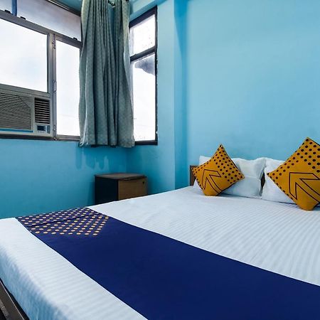 Spot On 40972 Hotel Gurubaksh Rāmpur Esterno foto