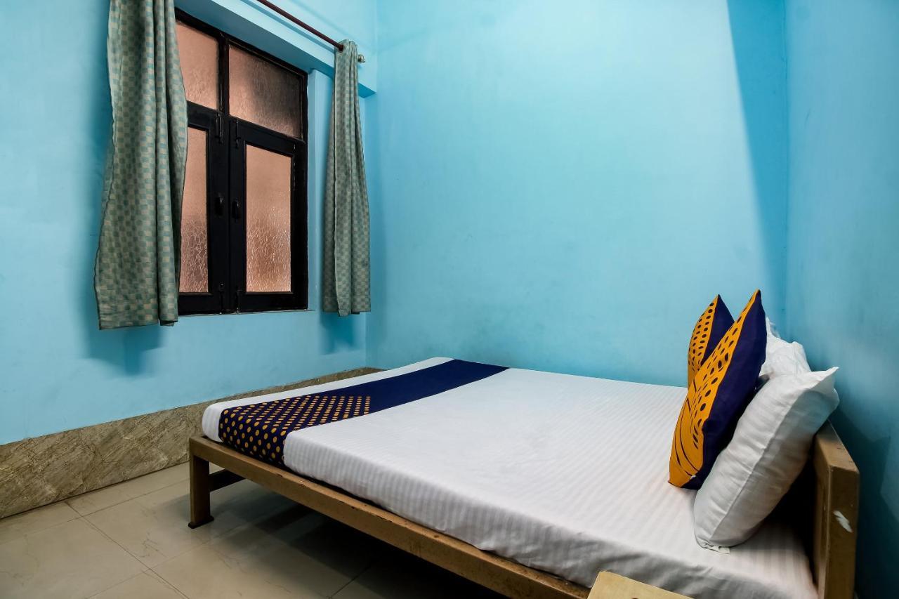 Spot On 40972 Hotel Gurubaksh Rāmpur Esterno foto