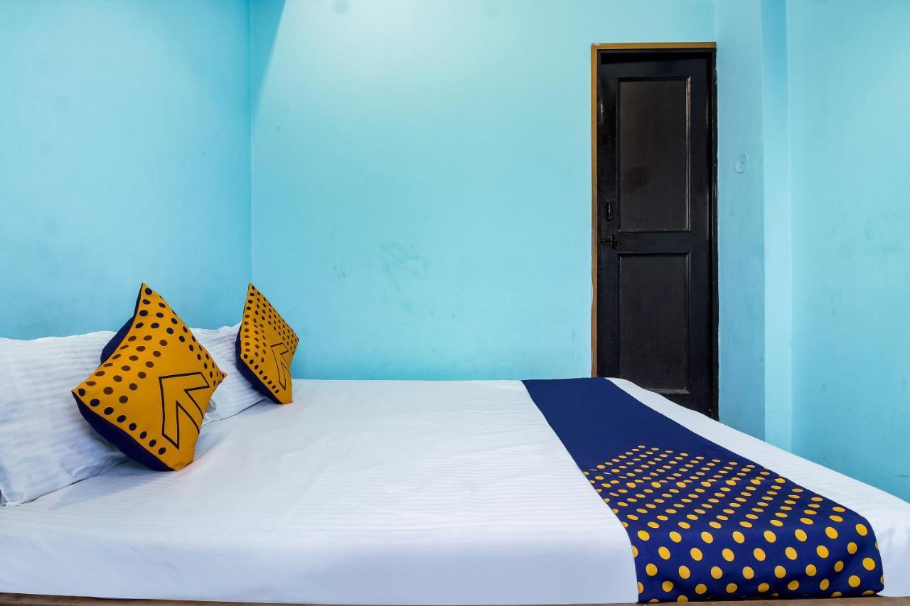 Spot On 40972 Hotel Gurubaksh Rāmpur Esterno foto